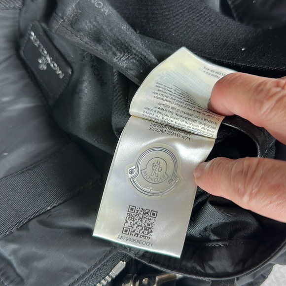 Moncler Diaper Bag Authentic with huge dust bag & changing pad - Picture 8 of 16